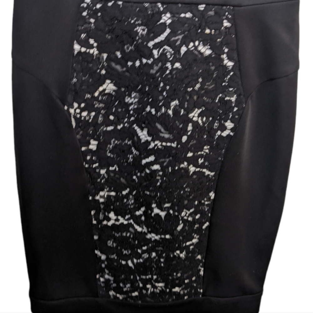 Betsey Johnson Black Lace Dress ✨ Size 2 - Picture 5 of 10